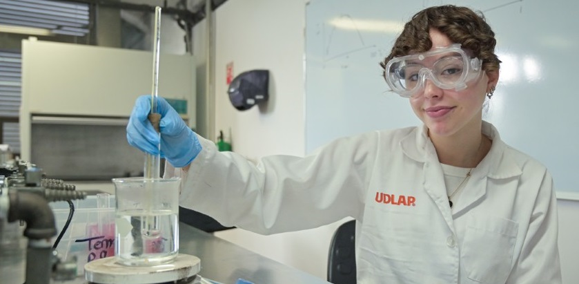 La Licenciatura en Nanotecnología e Ingeniería Molecular de la UDLAP recibe reacreditación de la Royal Society of Chemistry