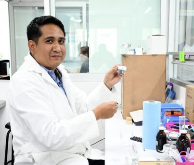 En la BUAP se desarrolla tecnología para eliminar colorantes textiles y fármacos. (Especial)