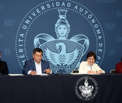 Encabeza rectora Lilia Cedillo Ramírez convenio de colaboración con la Secretaría de Infraestructura estatal. (BUAP)
