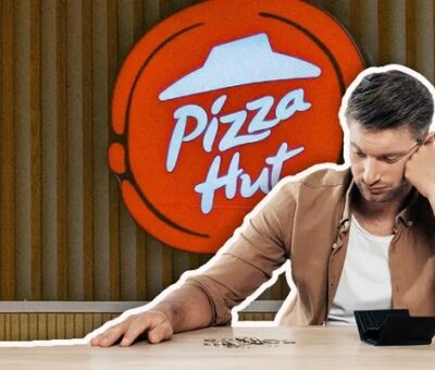 Pizza Hut, la cadena extranjera con peores sueldos en Puebla. Foto: Composición e-consulta