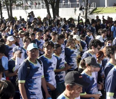 Cerca de 30 mil estudiantes, trabajadores, familiares y amigos se unen a la Carrera Universitaria BUAP 2025. (Especial)