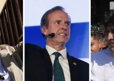 Rodrigo Paz Pereira, Jorge “Tuto” Quiroga y Evo Morales en la jornada de este domingo. Foto: AP