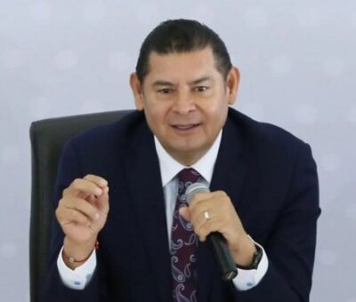 Cuando tu formación política se limitó a las lecturas del Heraldo y los “Populibros La Prensa” hay una lógica aplastante que te lleva a la frivolidad y las ocurrencias como política social de gobierno. (Foto: Facebook)
