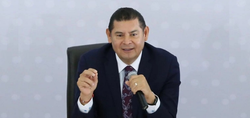 Cuando tu formación política se limitó a las lecturas del Heraldo y los “Populibros La Prensa” hay una lógica aplastante que te lleva a la frivolidad y las ocurrencias como política social de gobierno. (Foto: Facebook)