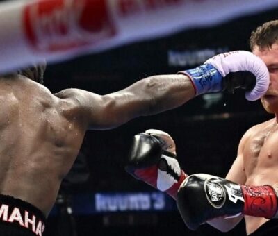 Canelo no pudo imponer su box esta vez. Crédito: AP