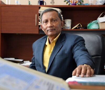 El investigador de la BUAP recientemente fue designado Investigador Nacional Emérito por el SNII.