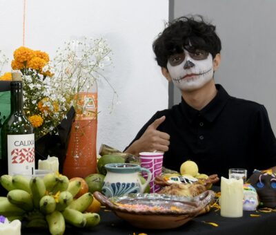 Rinden homenaje a la muerte y sus tradiciones en CU2. (BUAP)