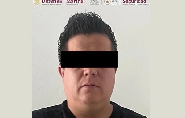 Detienen en Guadalajara a empresario poblano ligado al CJNG Detienen en Guadalajara a empresario poblano ligado al CJNGNazario "N", empresario detenido . Foto: @OHarfuch