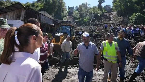 Lluvias en la Sierra Norte de Puebla han dejado 12 muertos: Armenta