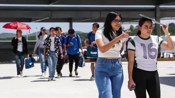 Más de 8 mil estudiantes egresaron de la BUAP durante el ciclo 2024–2025. Foto: Gran Angular