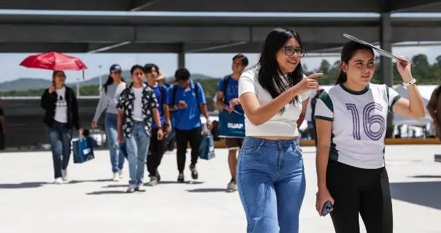 Más de 8 mil estudiantes egresaron de la BUAP durante el ciclo 2024–2025. Foto: Gran Angular