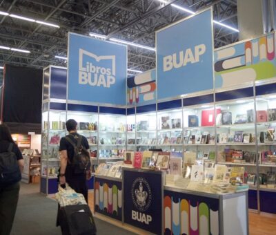 La rectora de la BUAP presenta su libro Otra vez a las andadas. Bichos y algo más, en la FIL Guadalajara (BUAP)