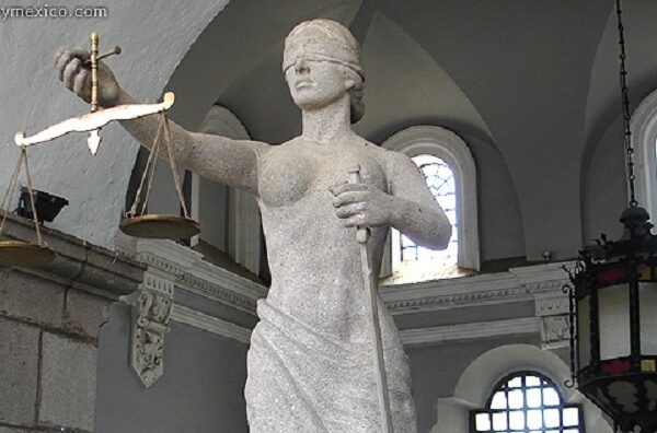 La justicia en piedra; antigua sede del Poder Judicial en Puebla. Foto Archivo