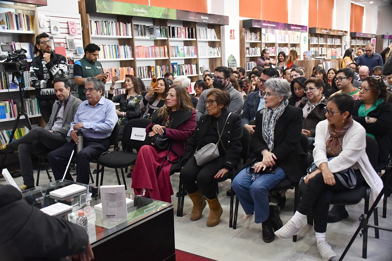 Sabina Berman presenta Los billonarios desaparecen… en Librerías BUAP.