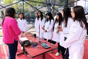 Fomenta el Centro de Investigaciones en Dispositivos Semiconductores del ICUAP, vocaciones científicas en el nivel medio superior. (BUAP)