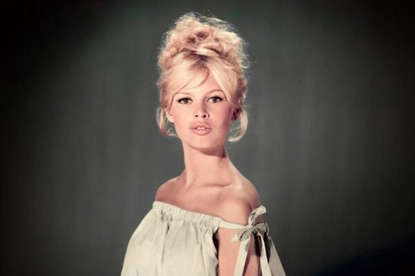 La imagen de Brigitte Bardot se complica por sus controvertidas políticas
