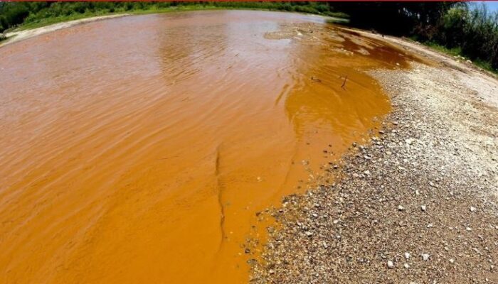 El plan integral de justicia para la remediación de la cuenca del río Sonora tendrá una inversión de más de 2 mil 222 millones de pesos, de los cuales, mil 500 corresponden a Grupo México. Foto Cuartoscuro / Archivo
