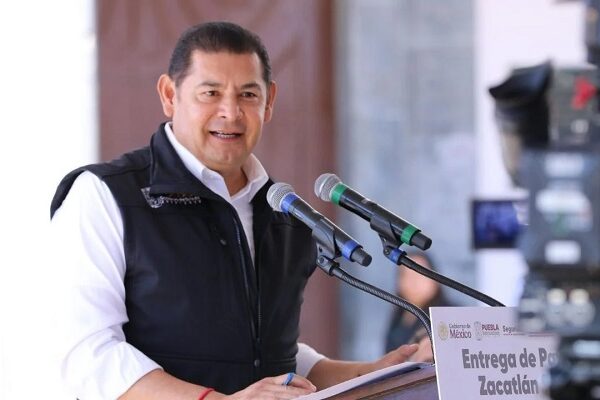 Jornada violenta en Puebla deja cuatro mujeres asesinadas, entre ellas una niña de 9 años. Foto: Facebook: Alejandro Armenta