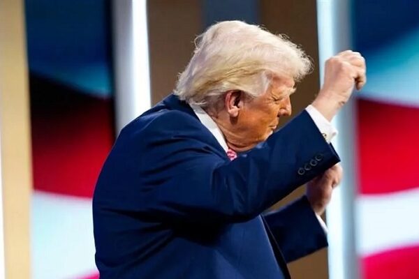 El Presidente de Estados Unidos, Donald Trump, en la Cumbre FII PRIORITY en el Hotel Faena el 27 de marzo de 2026 en Miami Beach, Florida. Crédito: AFP