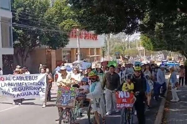 Protesta. Freno al proyecto. Foto: https://espaciolibrepuebla.com/