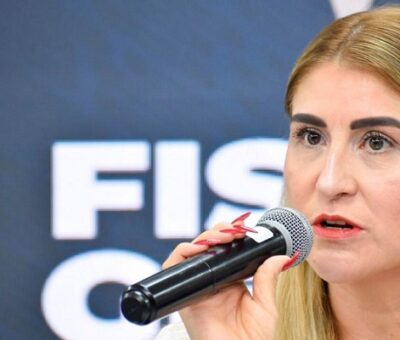 El vocero del gobierno de Tlaxcala, Antonio Martínez Velázquez, en conferencia de prensa, lamentó las declaraciones de la titular de la Fiscalía General de Justicia de Puebla, Idamis Pastor Betancourt por opinar de una investigación que no está bajo su jurisdicción. Archivo