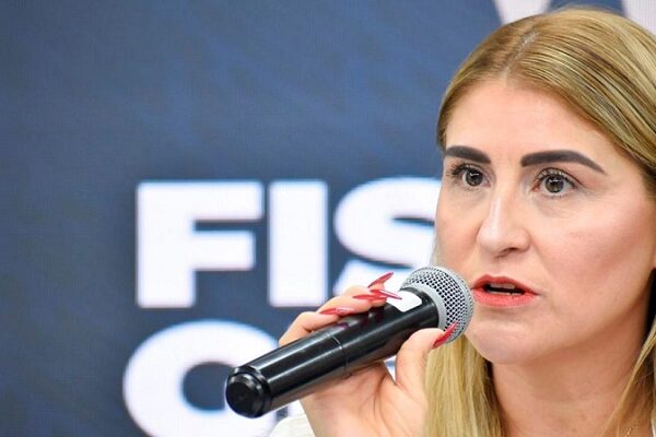 El vocero del gobierno de Tlaxcala, Antonio Martínez Velázquez, en conferencia de prensa, lamentó las declaraciones de la titular de la Fiscalía General de Justicia de Puebla, Idamis Pastor Betancourt por opinar de una investigación que no está bajo su jurisdicción. Archivo