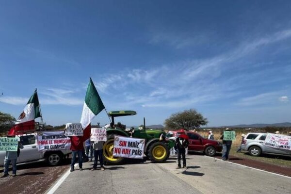 Se exhortó a liberar las vialidades para evitar afectaciones a la ciudadanía y garantizar el libre tránsito en las carreteras del país. ANTAC