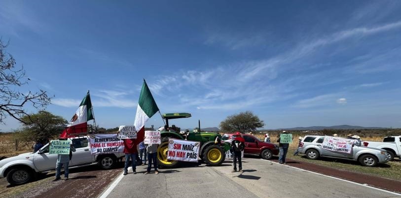 Se exhortó a liberar las vialidades para evitar afectaciones a la ciudadanía y garantizar el libre tránsito en las carreteras del país. ANTAC