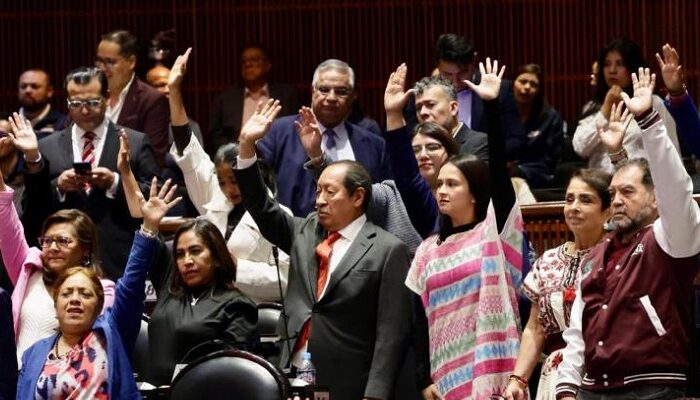 Ahora continua el debate de la presentación de 137 reservas, por conducto de 60 diputados. Mateo Reyes