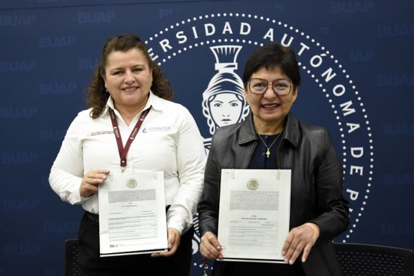 BUAP recibe títulos de concesión de Conagua y garantiza abasto de agua para sus campus.