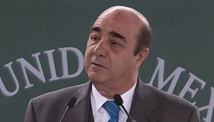 El ex titular de la entonces Procuraduría General de la República (PGR), Jesús Murillo Karam, en imagen de archivo. Foto Cristina Rodríguez