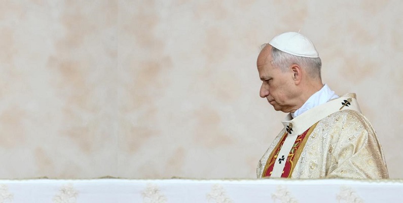 Desde la plaza de San Pedro, en el Vaticano, el Sumo Pontífice dijo sentirse preocupado por los ataques a la prensa. AFP.