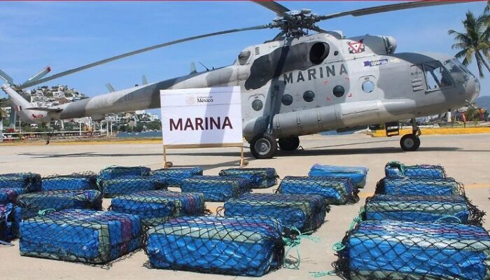 Los detenidos y lo incautado fueron puestos a disposición de la autoridad competente en la octava región naval ubicada en Acapulco. / Foto: @GabSeguridadMX