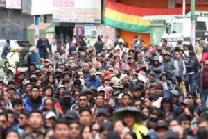 Continúa movilización contra Gobierno de Paz en Bolivia. (TeleSur)