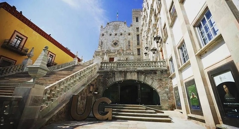 SCJN ordenó gratuidad en posgrados públicos al amparar a alumno de Universidad de Guanajuato dado de baja por no pagar reinscripción. Crédito: Especial