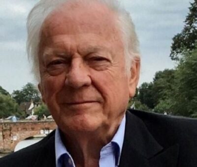 Alan Riding, histórico corresponsal del New York Times, murió a los 82 años. Foto: Especial