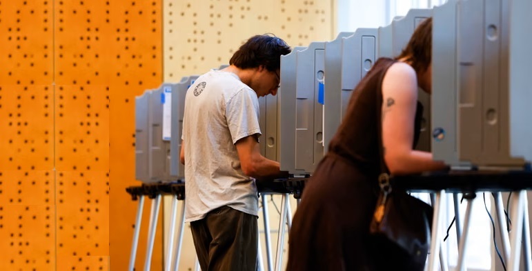 Sin comisionados, la Comisión de Asistencia Electoral no puede votar para tomar medidas formales que ayuden a los estados en la administración de las elecciones. Fotografía: Michael Ciaglo/Getty Images
