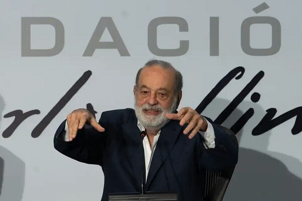 Carlos Slim (Miguel Dimayuga)