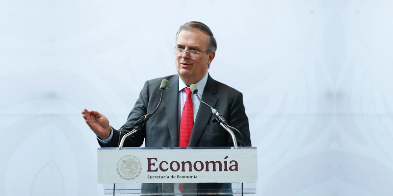El secretario de Economía, Marcelo Ebrard, en la conferencia de prensa sobre la revisión del T-MEC, en las instalaciones de la dependencia en la Ciudad de México, 1 de julio de 2026. Foto Cristina Rodríguez