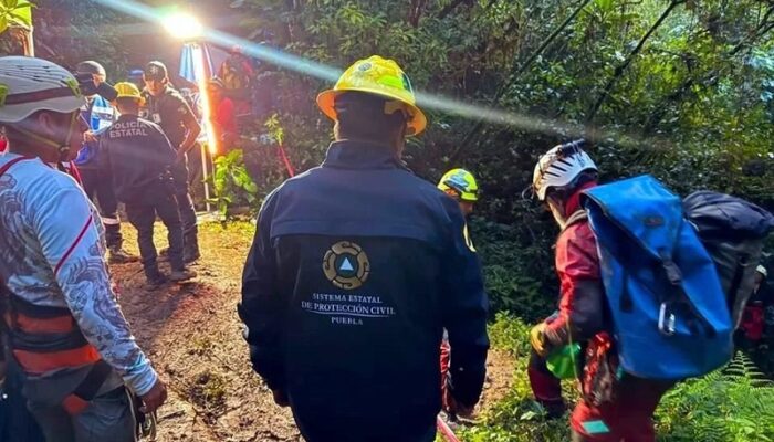 Protección Civil suspendió el rescate de 3 cuerpos en la Gruta de Chichicazapa por lluvias y el riesgo que representa ingresar a la cueva. Crédito: Especial