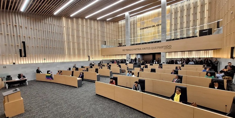 El degradado e inútil Congreso de Puebla. (Cortersía)