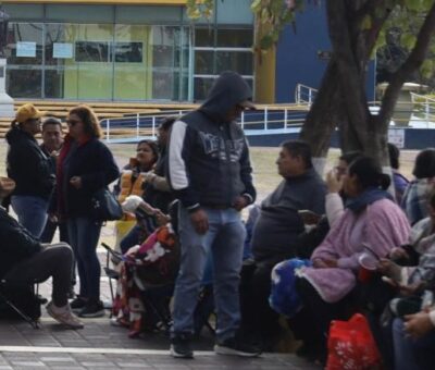 Además de los 13 mil docentes sin una plaza formar, otros 50 mil profesores deben ser contratados por horas o asignaturas, sin posibilidad de acceder a una plaza. Foto: Especial