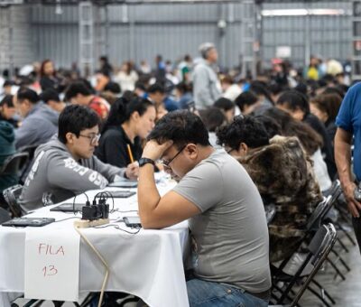 Aspirantes a licenciatura realizan el Examen de Control Presencial de la UNAM en Ciudad de México, el 17 de agosto. Aurea Del Rosario
