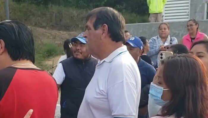 Vecinos acusan simulación y acarreo en reuniones sobre cablebús de Puebla. (Facebook: Raíces Poblanas Defensoras del Territorio - RPDT)