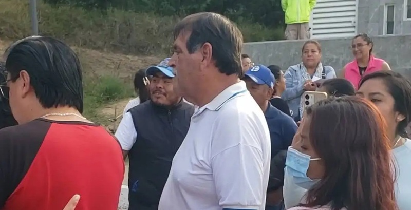 Vecinos acusan simulación y acarreo en reuniones sobre cablebús de Puebla. (Facebook: Raíces Poblanas Defensoras del Territorio - RPDT)