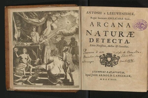 Hallan en la UNAM ejemplar único de 1722 sobre el mundo microscópico Foto: Cortesía Biblioteca Nacional de México