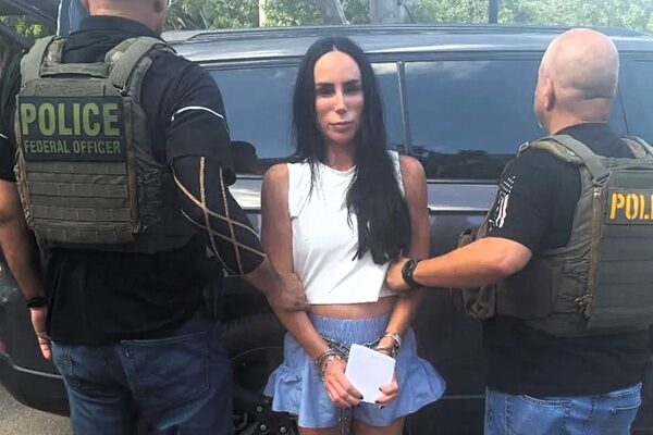 Autoridades de EU detuvieron en Miami a la presentadora de tv Inés Gómez Mont, quien es buscada por delincuencia organizada y lavado. Crédito: Especial