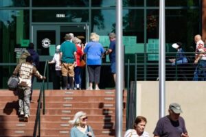 Texas, que inició su votación anticipada este lunes 19 de octubre, tiene una de las contiendas que más atención ha suscitado en Estados Unidos.