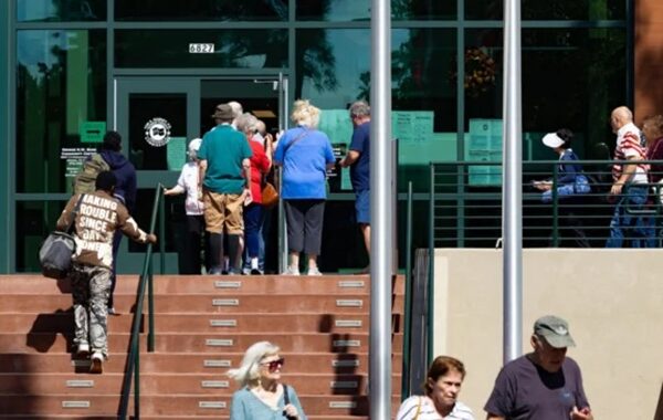 Texas, que inició su votación anticipada este lunes 19 de octubre, tiene una de las contiendas que más atención ha suscitado en Estados Unidos.
