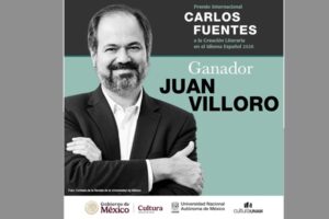 El anuncio de la entrega del galardón a Juan Villoro.(Especial)